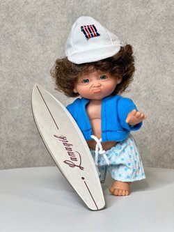Кукла LAMAGIK виниловая 18см Gestitos Surfero (403A1)