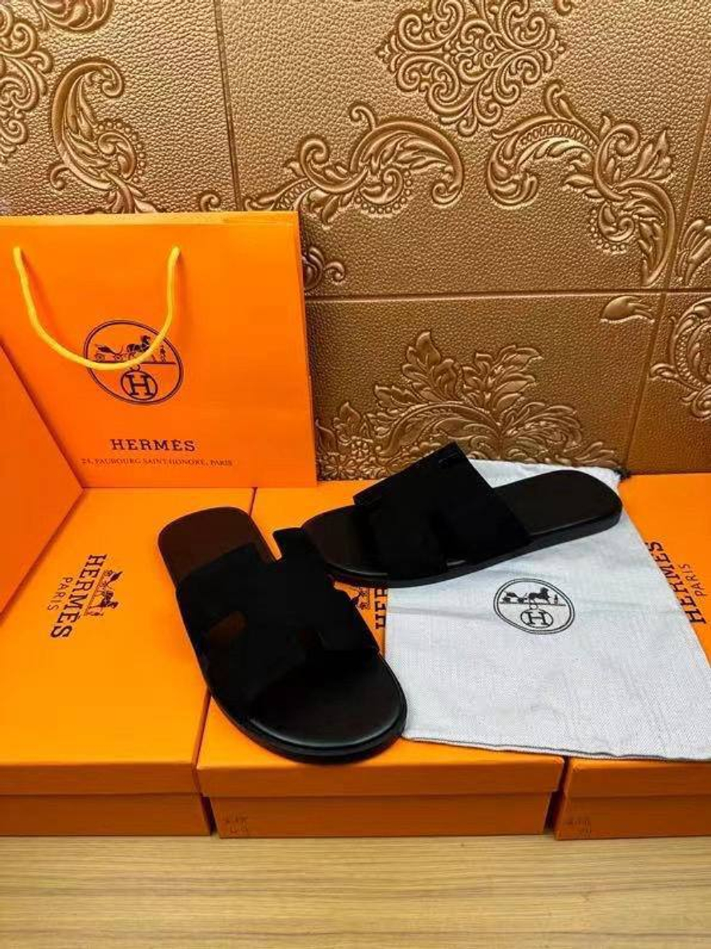 Шлёпанцы Hermes