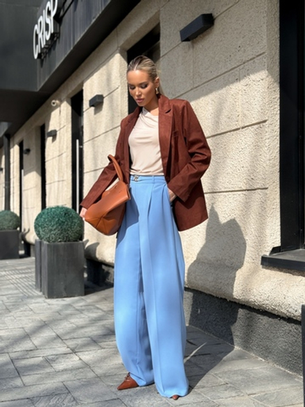 Брюки-трубы со стрелками и поясом