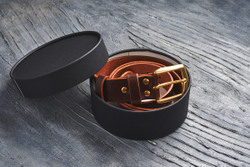 Ремень из гладкой итальянской кожи, цвет «коньяк», латунная пряжка