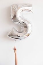 шар цифра 5 серебро