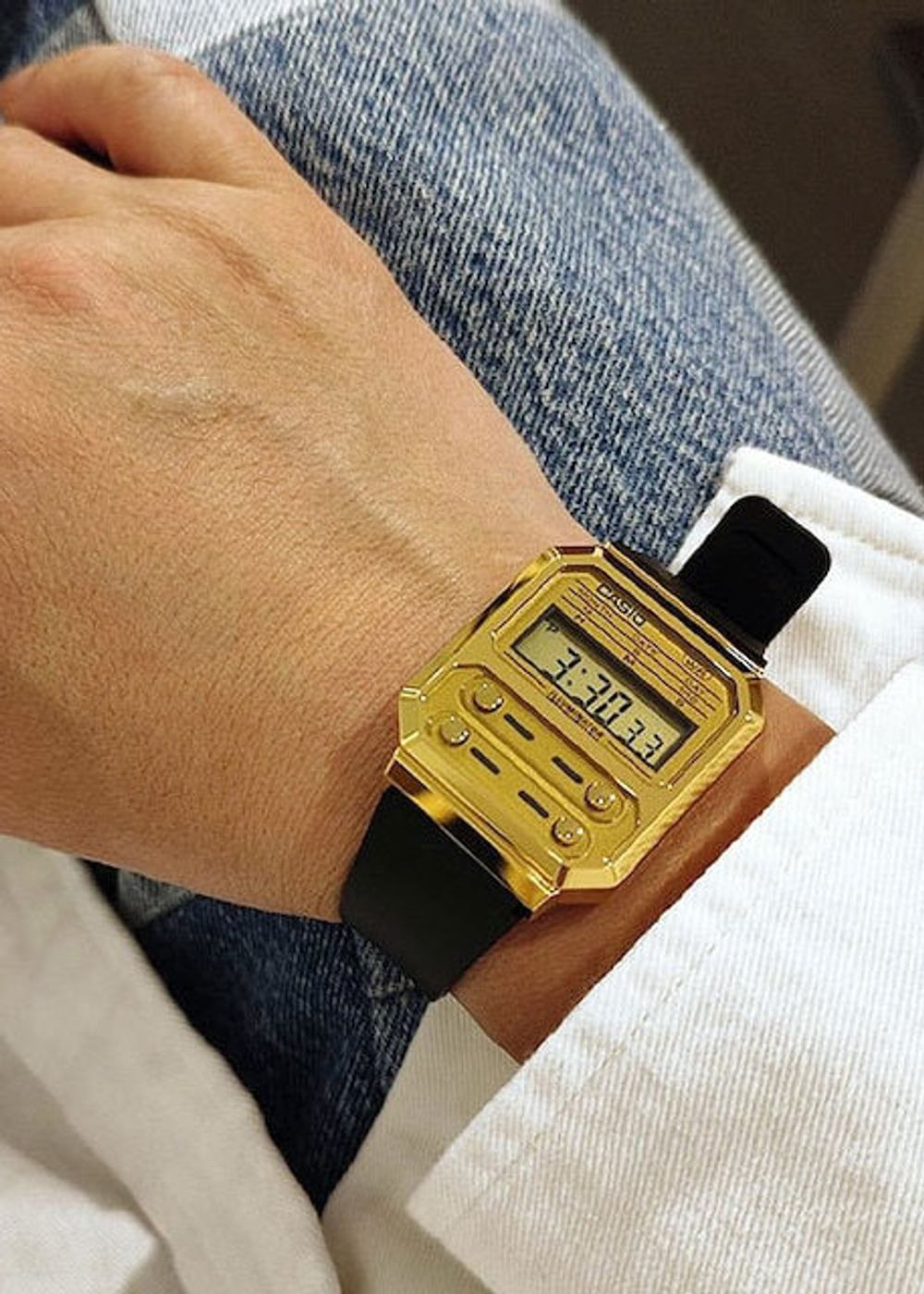 Часы Casio A100WEFG-9A