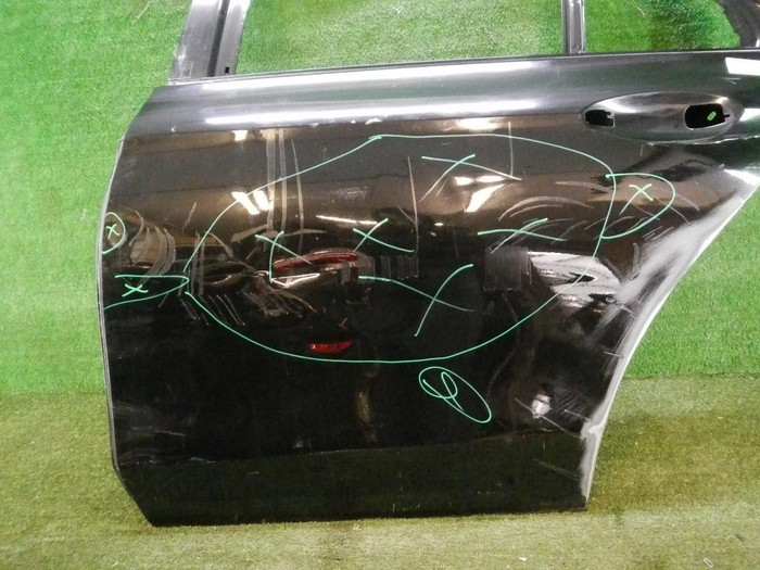 Дверь задняя левая Mercedes E W213 (2016-2023)