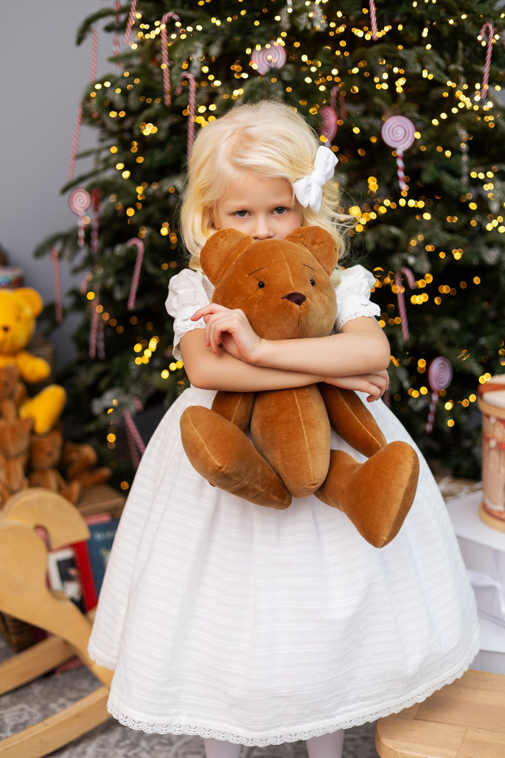 Шарлотта Белое шитье