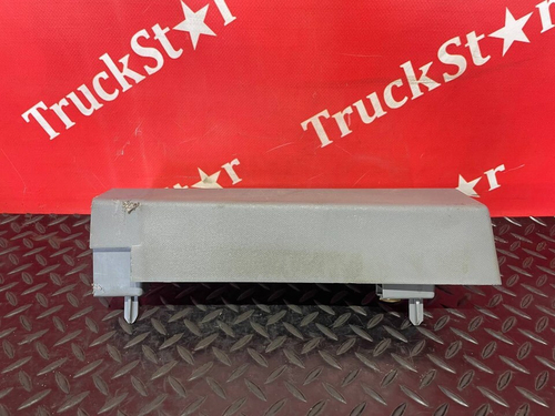 Накладка салона правая 2018г.