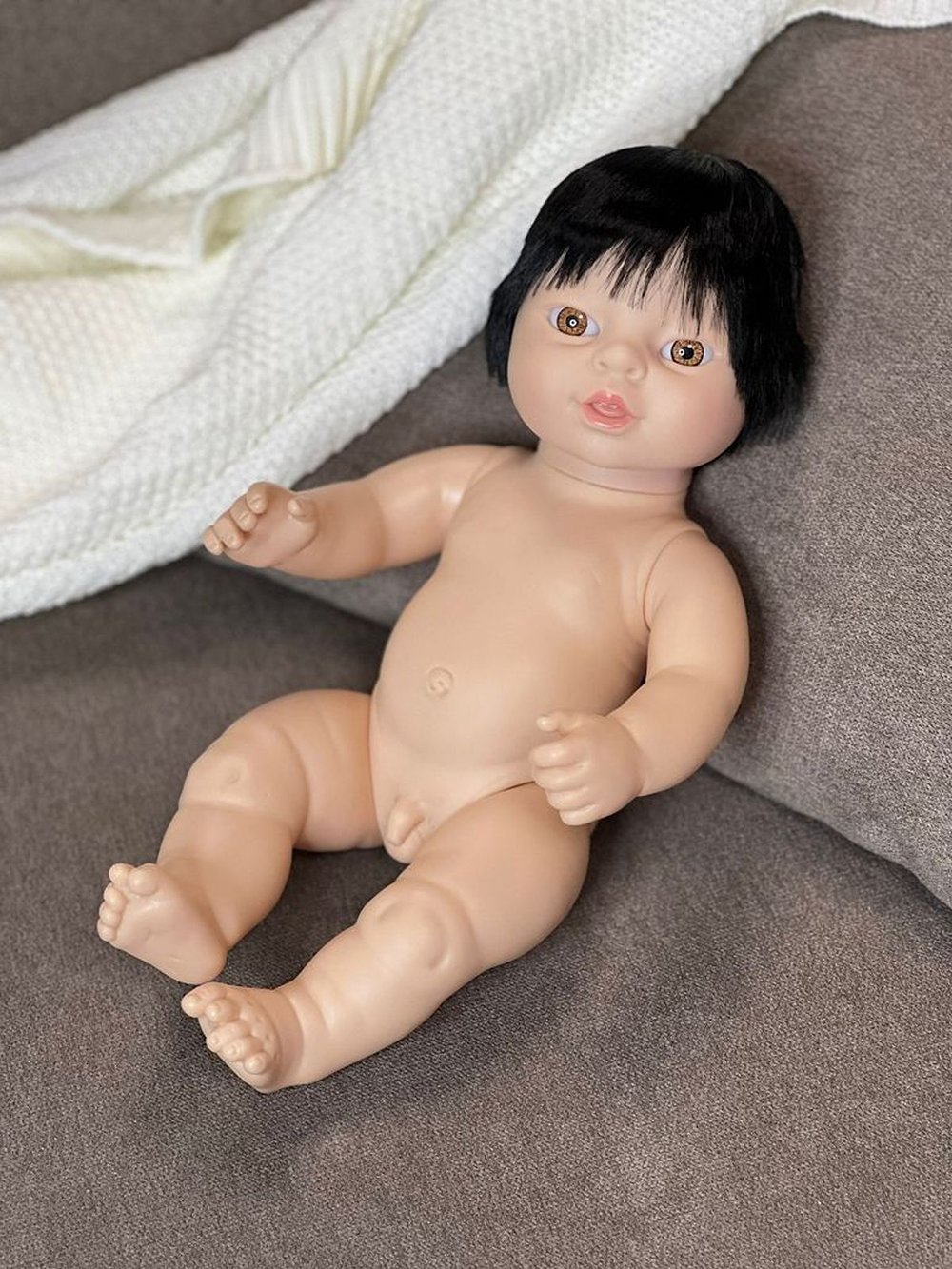 Кукла BERJUAN виниловая 38см Newborn (17060)