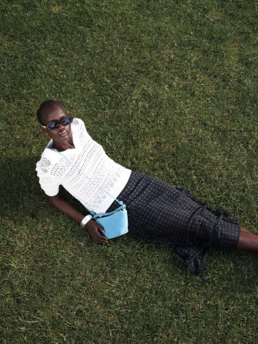 Синяя юбка-миди в цветочек