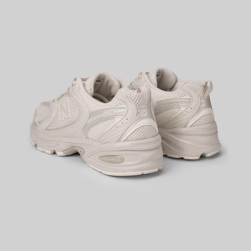 Кроссовки New Balance 530 