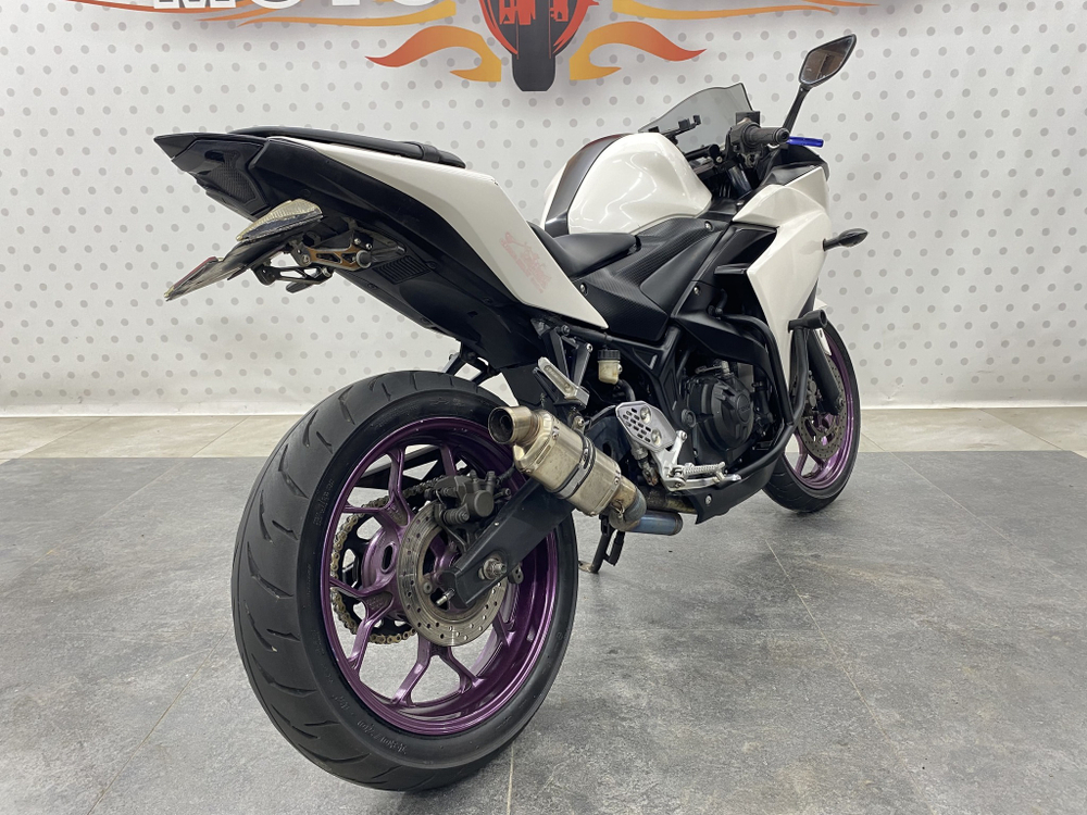 Yamaha YZF-R25 , 2015