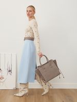 БАЗОВЫЙ ТОНКИЙ РЕМЕНЬ С ТРЕУГОЛЬНОЙ ПРЯЖКОЙ ЗАМША СЕРЫЙ