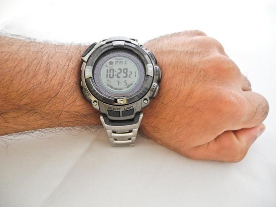 Мужские часы CASIO PRO TREK PRW-1500T-7VER