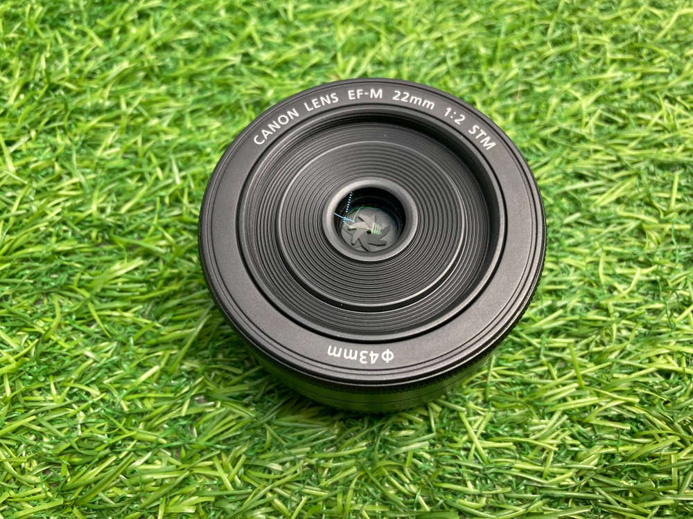 Canon EF-M 22mm 2 STM