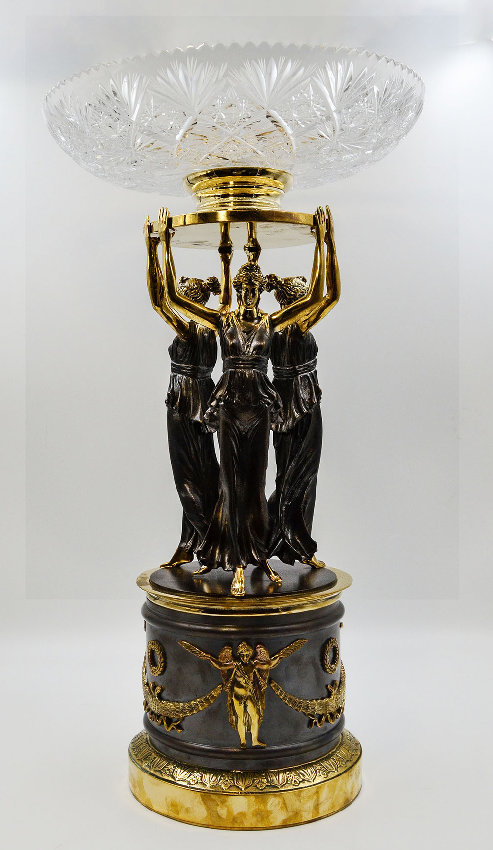 Ваза, "Три грации". Россия. Хрусталь, латунь, бронза. 1990-2000-е.