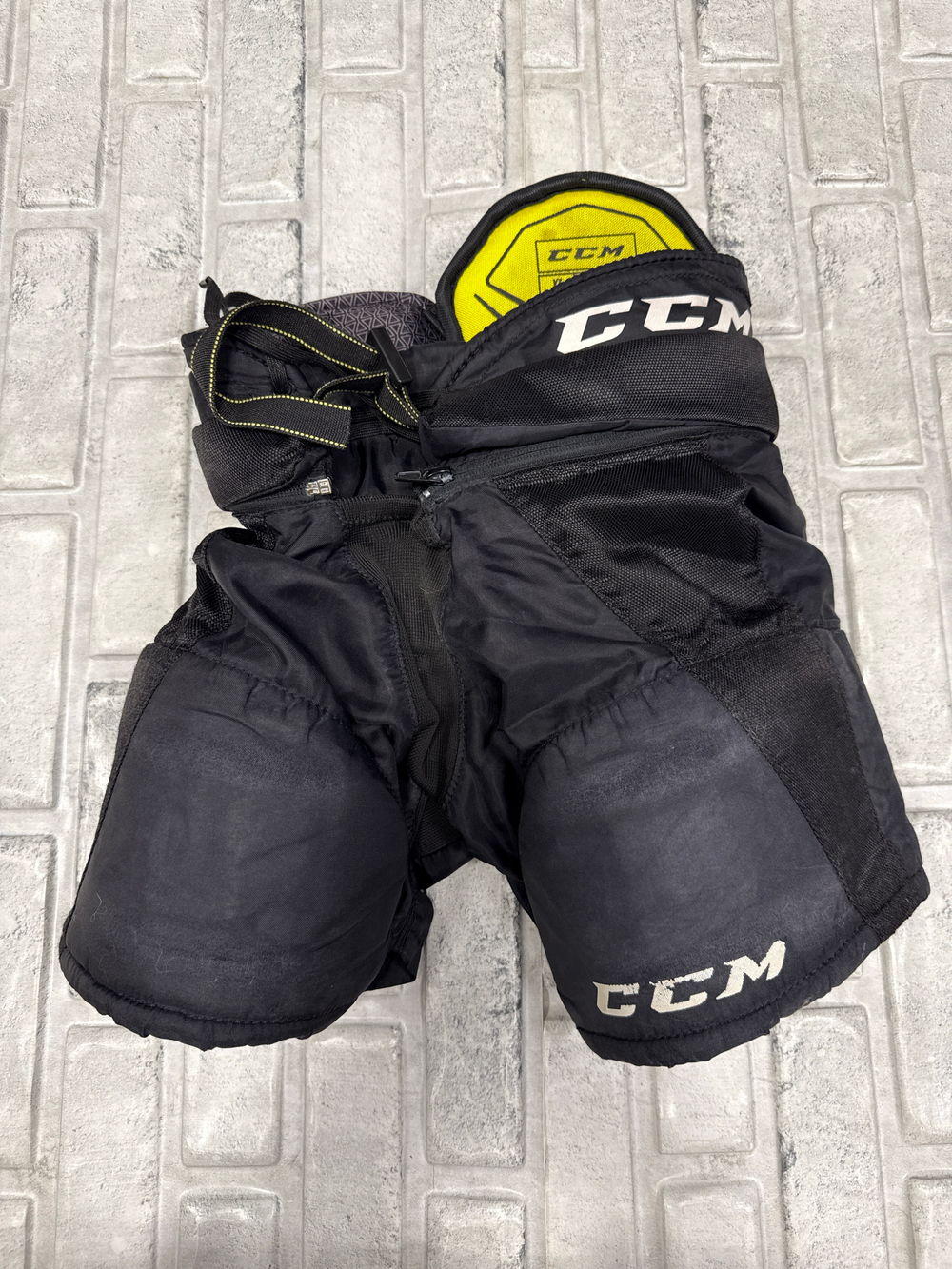 CCM tacks as1 YTH M