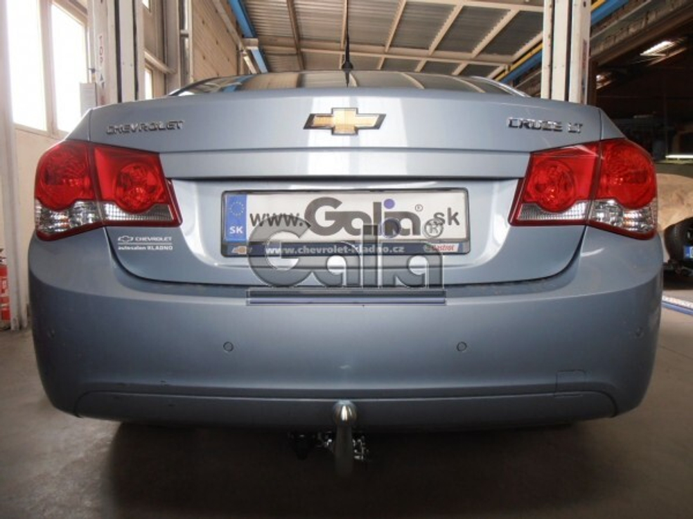Фаркоп оцинкованный Galia C066A для Chevrolet Cruze седан/хетчбек 2009-2016(паспорт и сертификат в комплекте)(без электрики)
