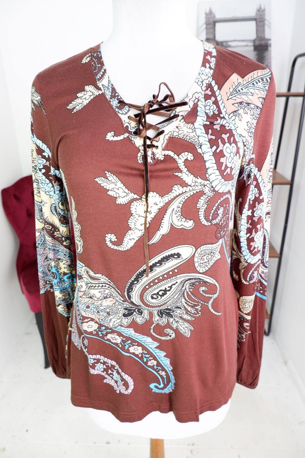 Блузка Body flirt практичная, маркировка 36/38, визуально на 42/44 размер