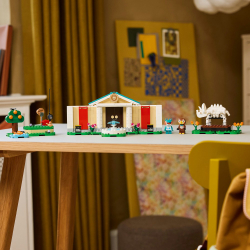 LEGO Animal Crossing - Blathers и коллекция музейная 77056