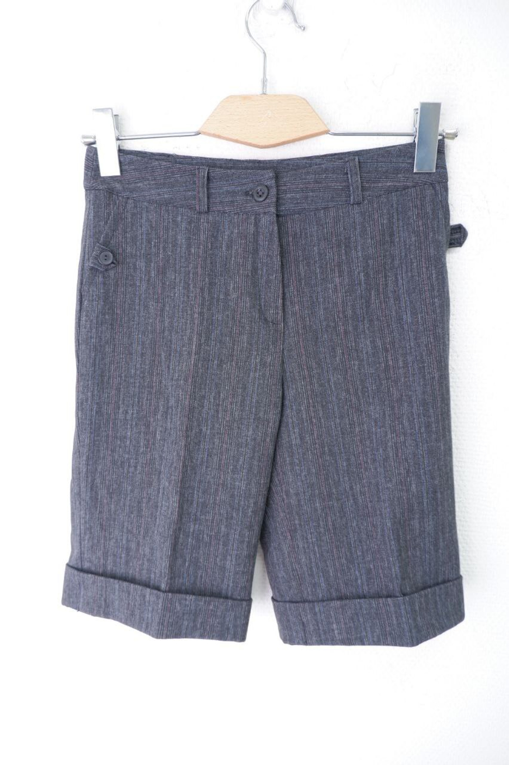 Шорты серые стильные 42 размер