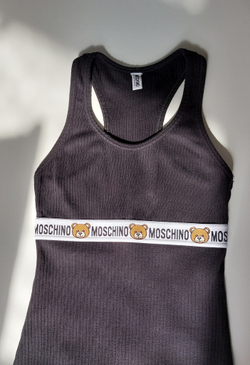 Платье Moschino