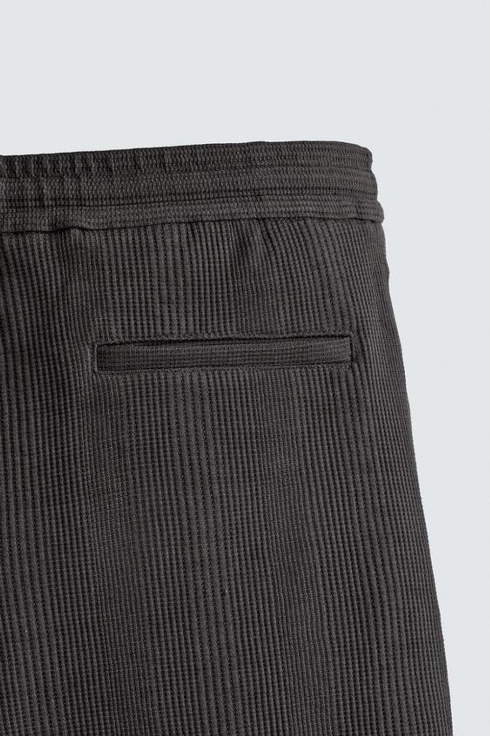 ZARA ШОРТЫ RELAXED FIT ИЗ РЕЛЬЕФНОЙ ТКАНИ, УГОЛЬНЫЙ