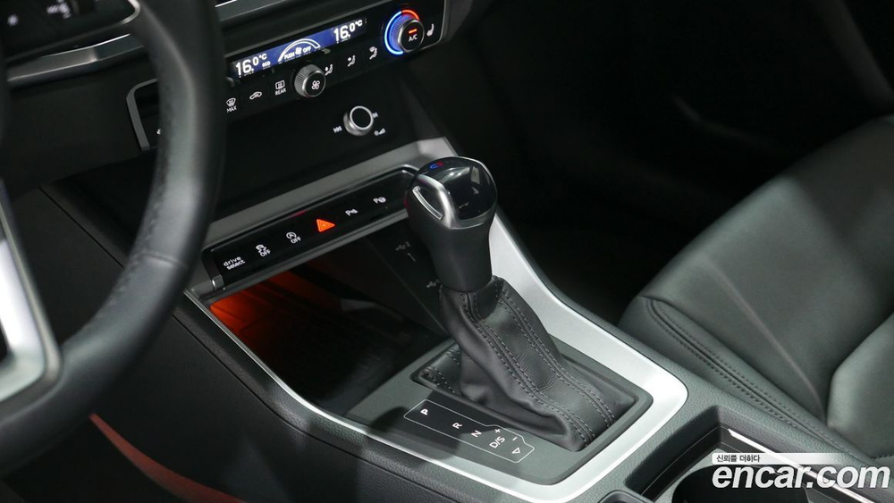 Audi Q3 (F3) 35 TDI Premium (10.2022)