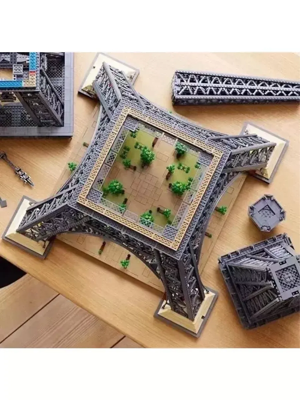 Конструктор Эйфелева башня 10001 деталь 01222