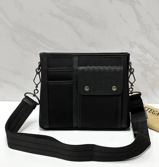 Сумка мужская Bottega Veneta через плечо