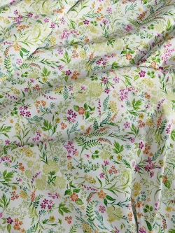 Декоративная наволочка с рюшами, оборками "Полевые цветы" 70х70 см, 1 шт, без молнии