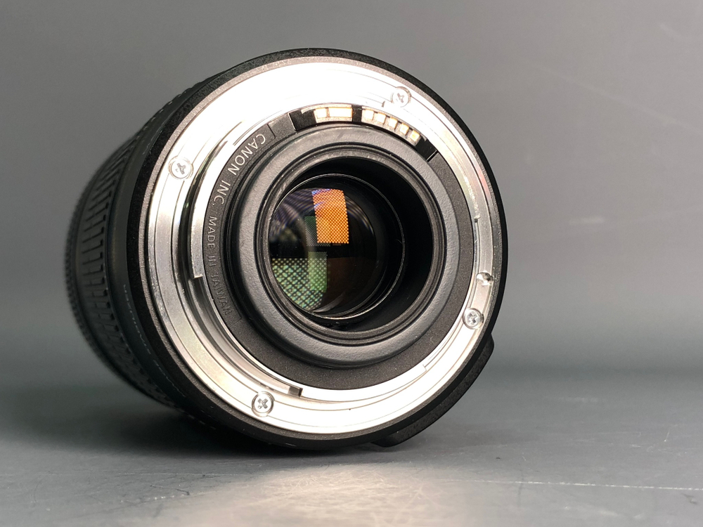 Canon EF-S 18-135mm 3.5-5.6 IS