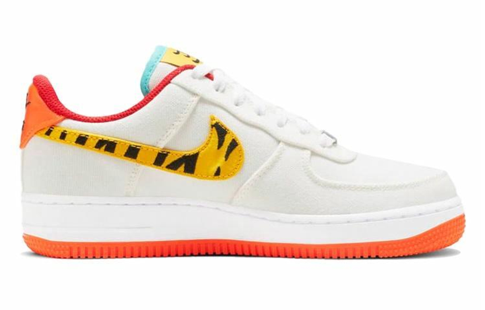 Кроссовки Nike Air Force 1 Low '07 Lx "Year Of The Tiger" (Женская размерная сетка)