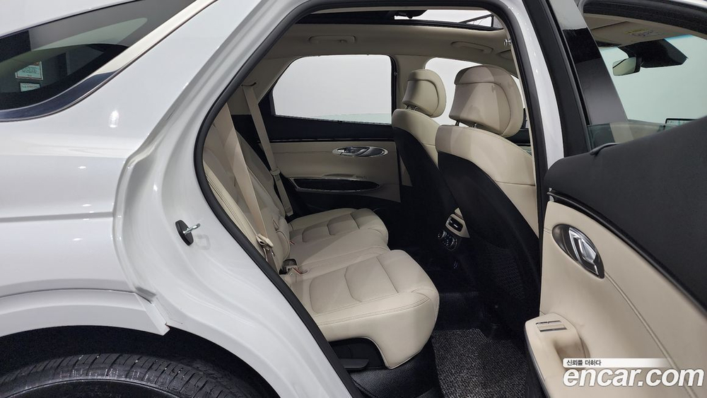Genesis GV70 2.5T Бензин AWD (04.2023)