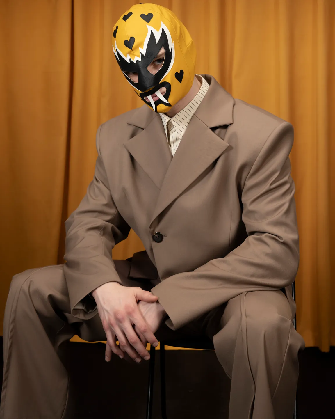 Пиджак бежевый 