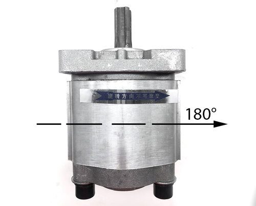 Гидравлический насос (шестеренчатый) левый CBN-Е310 (шлицевой привод, с площадкой, выходы под 180°)