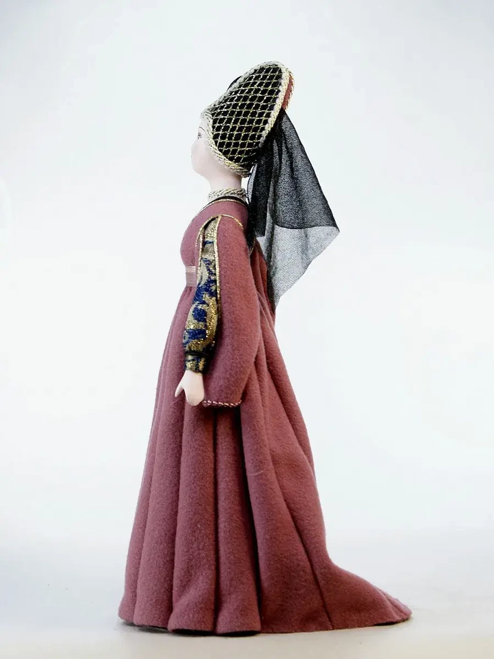 Кукла коллекционная в праздничном костюме Флоренция