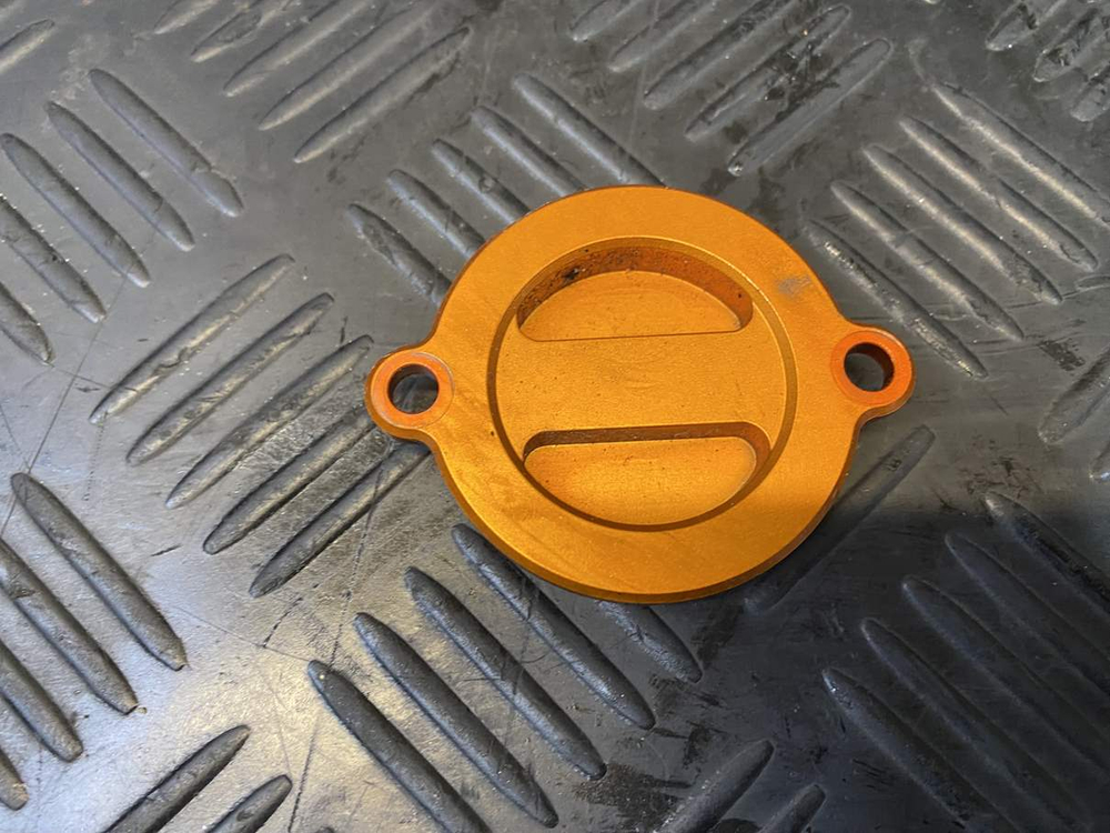 Крышка масляного фильтра KTM 250 Duke 2020