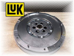 Маховик двухмассовый LUK AUDI  A4   B7 415034710
