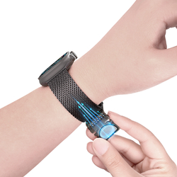 Ремешок из нержавеющей стали серого цвета для смарт часов Apple Watch 38, 40, 41 и 42мм, серия Milanese Air Series (миланская петля) от Dux Ducis