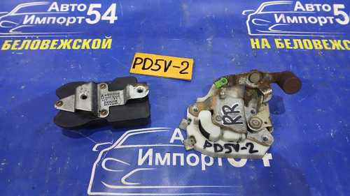 Замок двери задней правой MITSUBISHI DELICA 1998