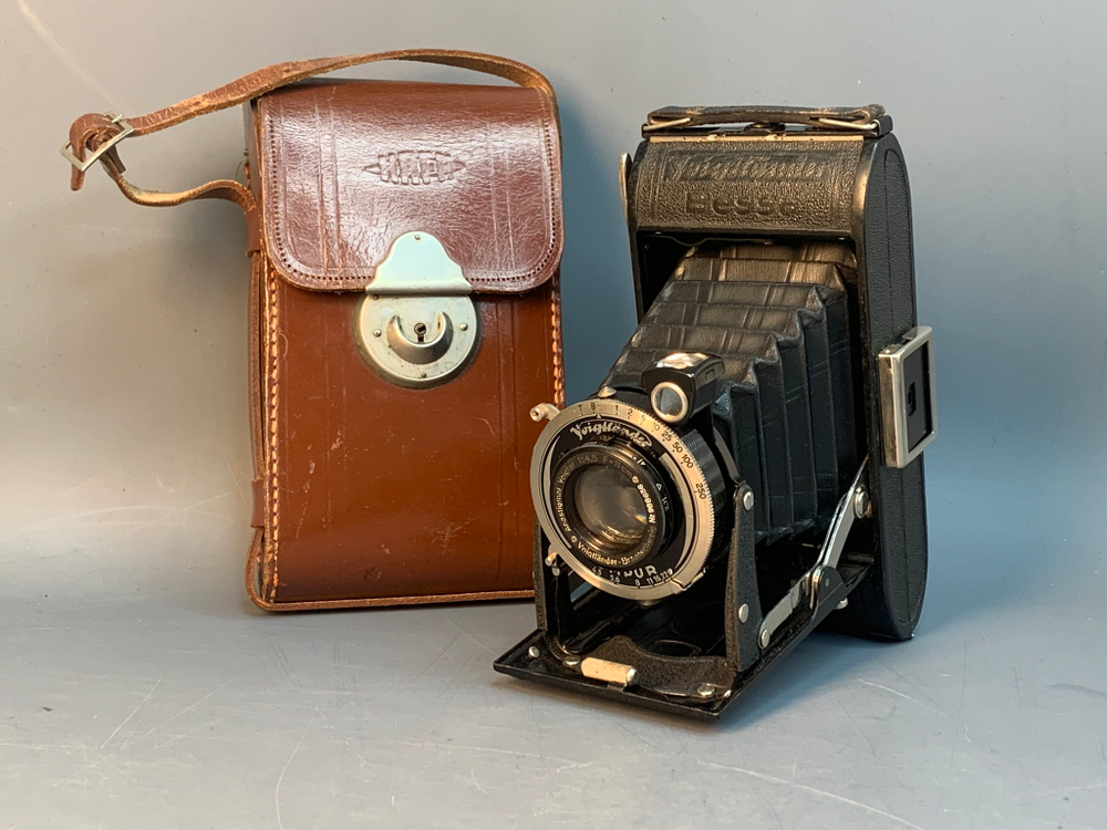 Voigtländer Bessa Voigtar 11CM 4,5 COMPUR