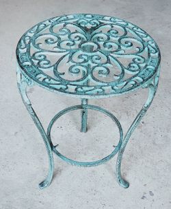 Iron Garden Подставка декоративная