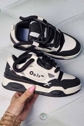 Цена на Кроссовки-13345 больших размеров