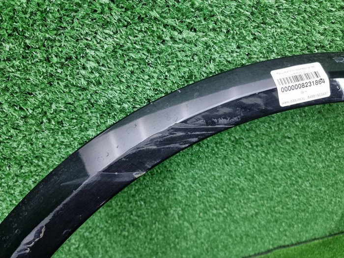 Расширитель передний правый Lixiang L9 (2022-н.в.)