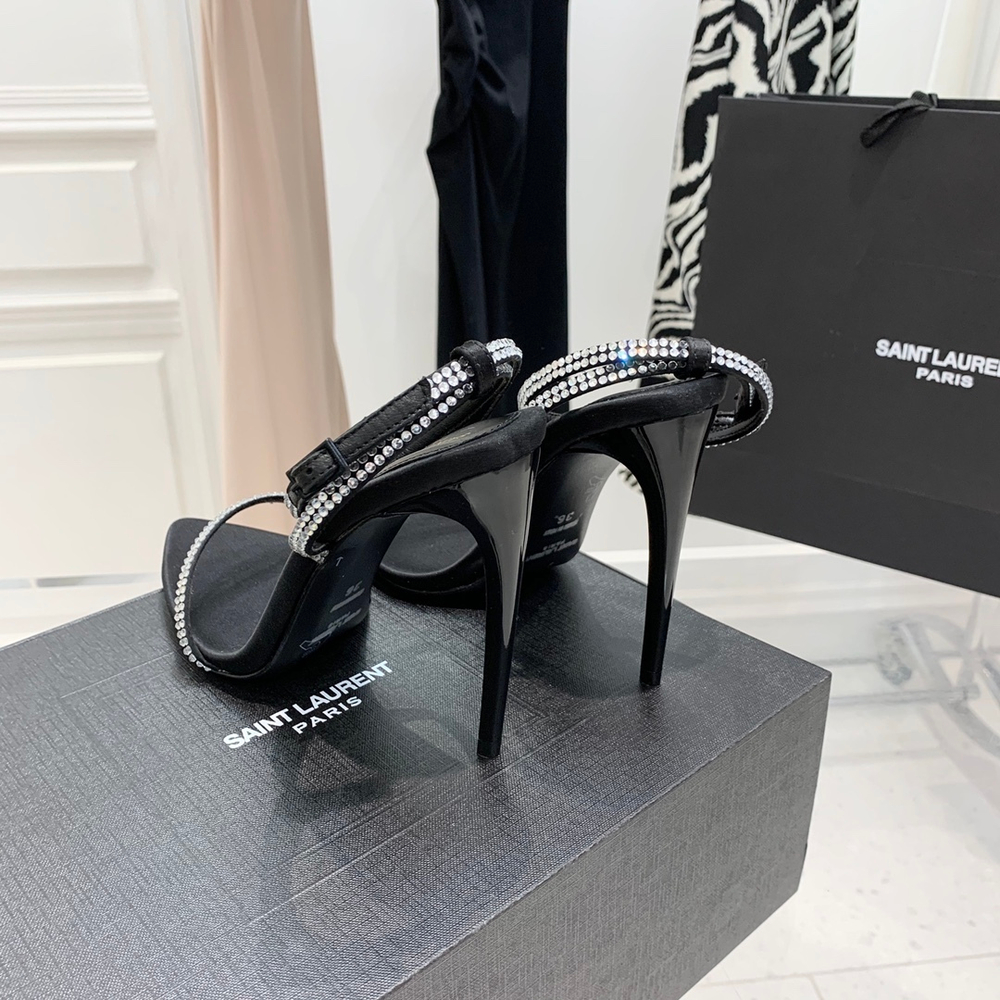 Saint Laurent Pumps
