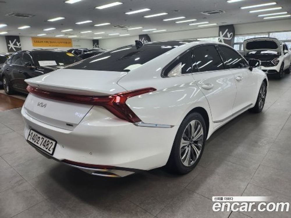 Kia K8 Hybrid Noblesse (09.2021)