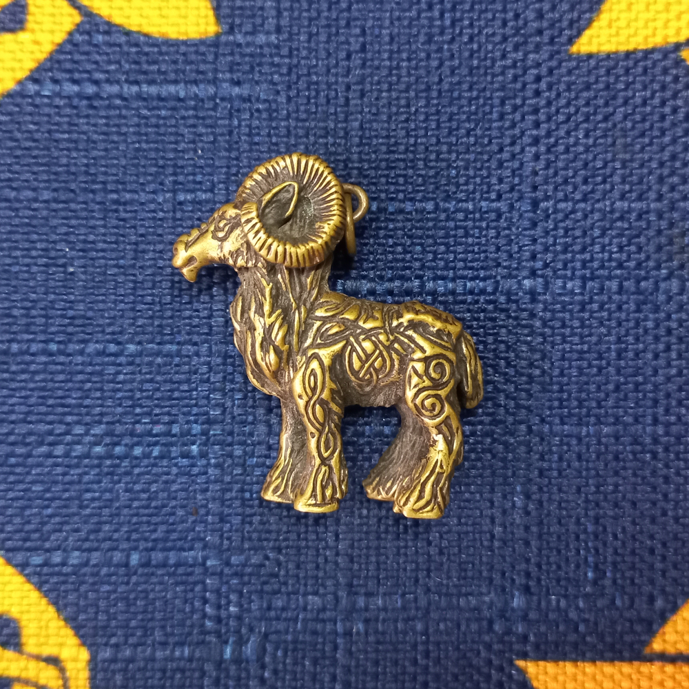 Подвеска. Баран (северные узоры)