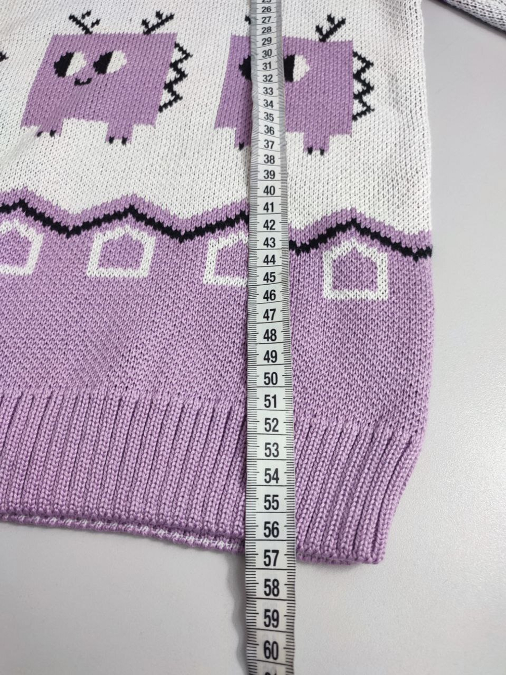 Свитер с принтом 48 размер, новый