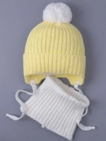 Шапка детская осенняя вязаная и снуд