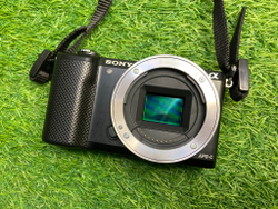 Sony A5000 kit 16-50mm (5.900 кадров)