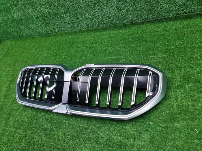 Решетка радиатора BMW 5er G60 (2023-н.в.)