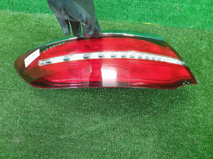 Фонарь левый внешний Mercedes GLE C292 (2015-2019)